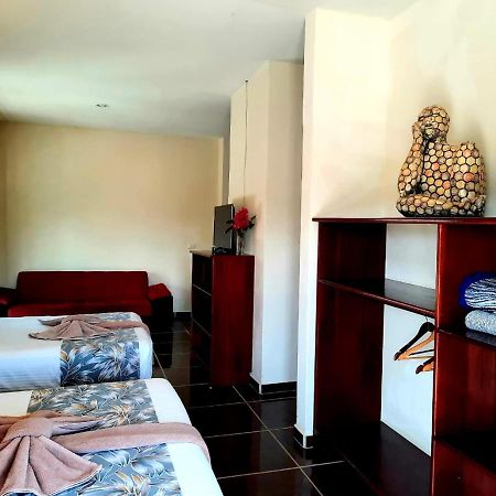 Porto Coral Hotel & Suites Chetumal Bagian luar foto