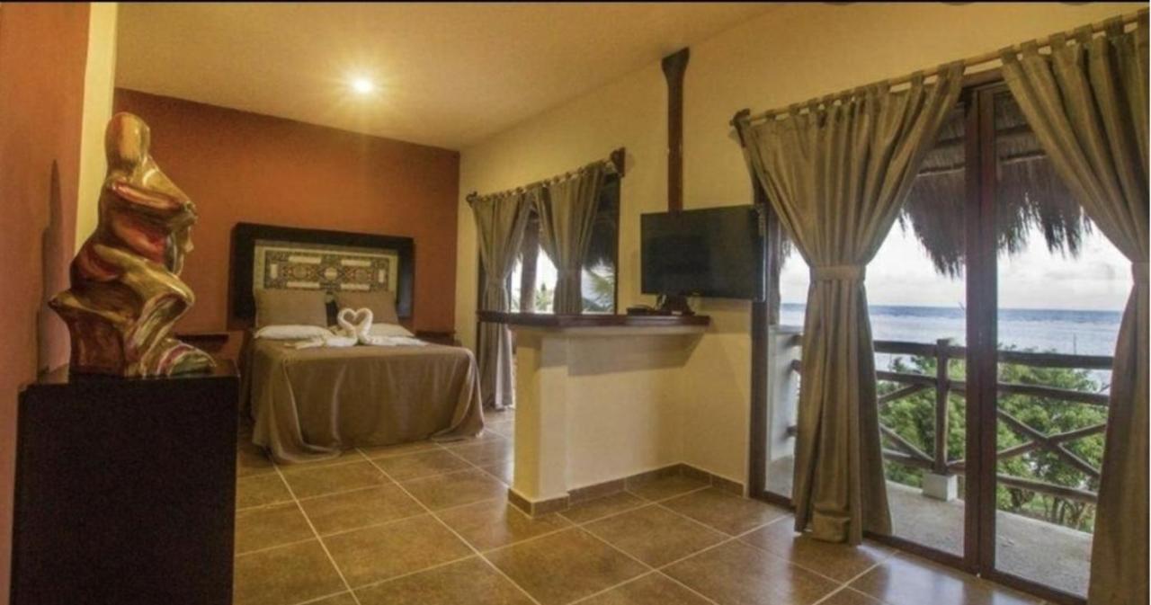 Porto Coral Hotel & Suites Chetumal Bagian luar foto