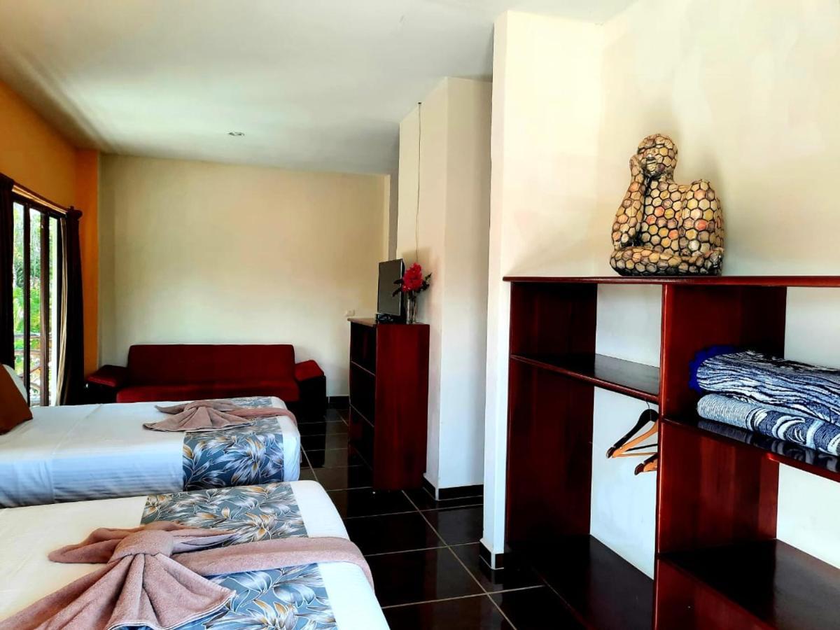Porto Coral Hotel & Suites Chetumal Bagian luar foto